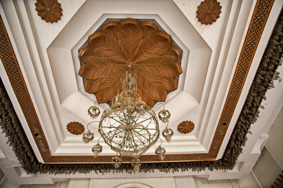 Saddam Hussein Babylon Palace