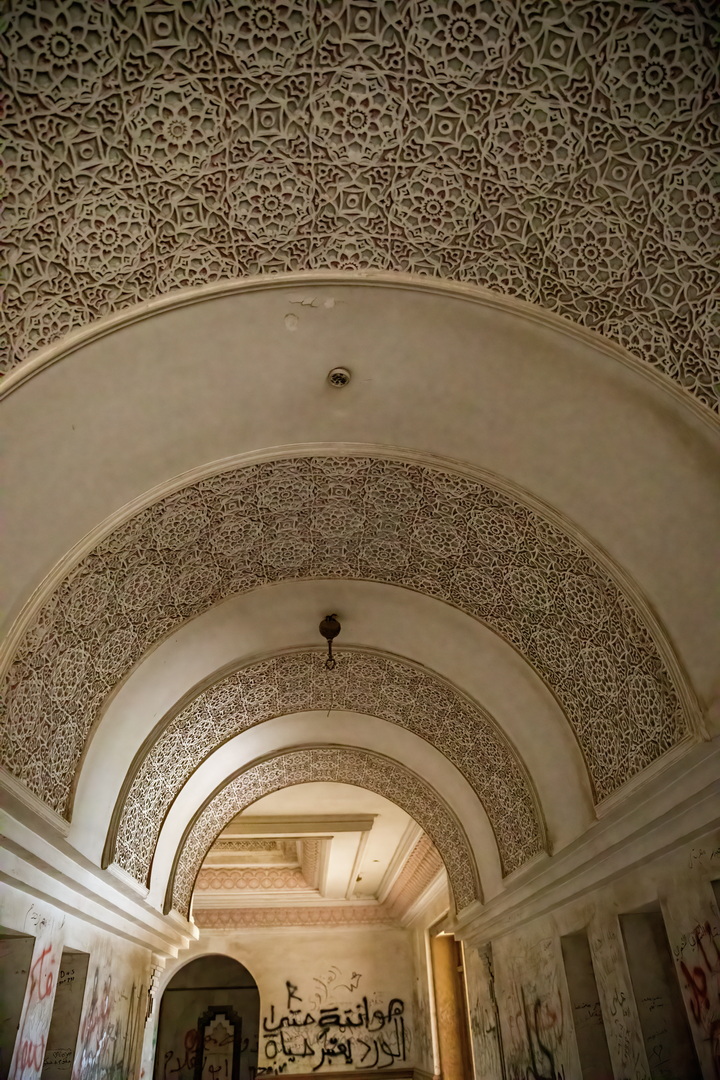 Saddam Hussein Babylon Palace