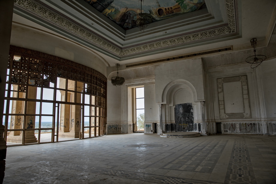 Saddam Hussein Babylon Palace