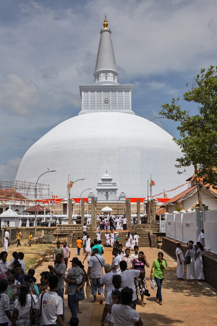 SRI LANKA Archaeological Sites