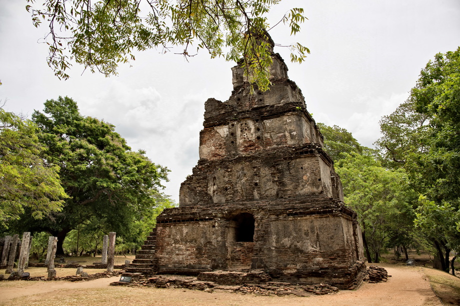 SRI LANKA Archaeological Sites