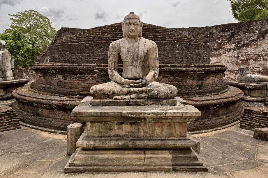 SRI LANKA Archaeological Sites