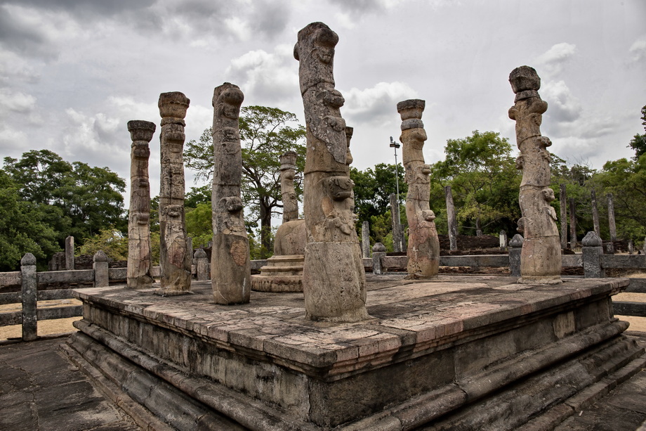 SRI LANKA Archaeological Sites