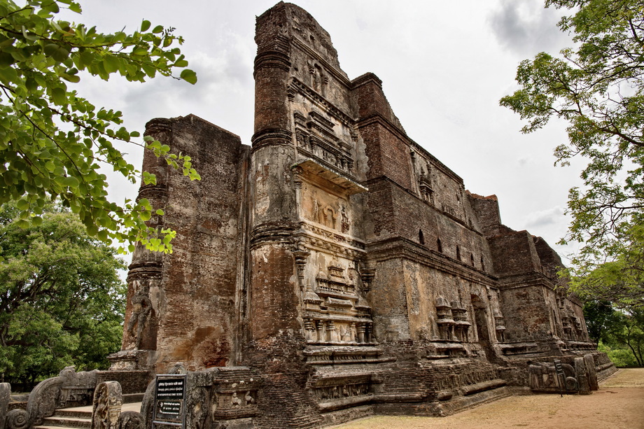 SRI LANKA Archaeological Sites