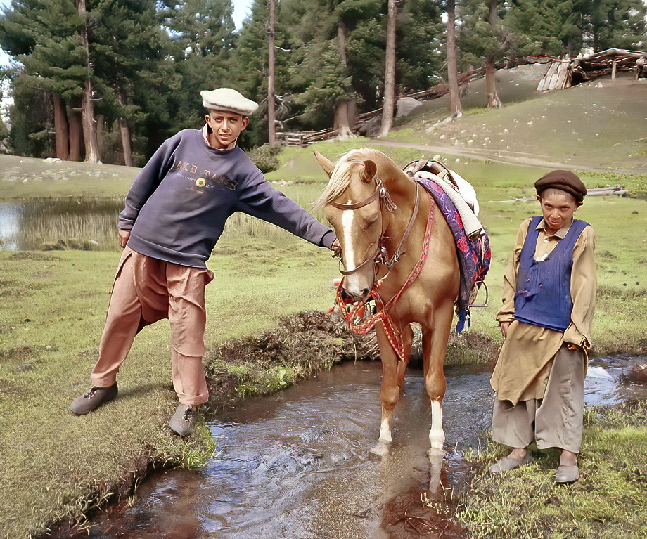 Pashtun People
