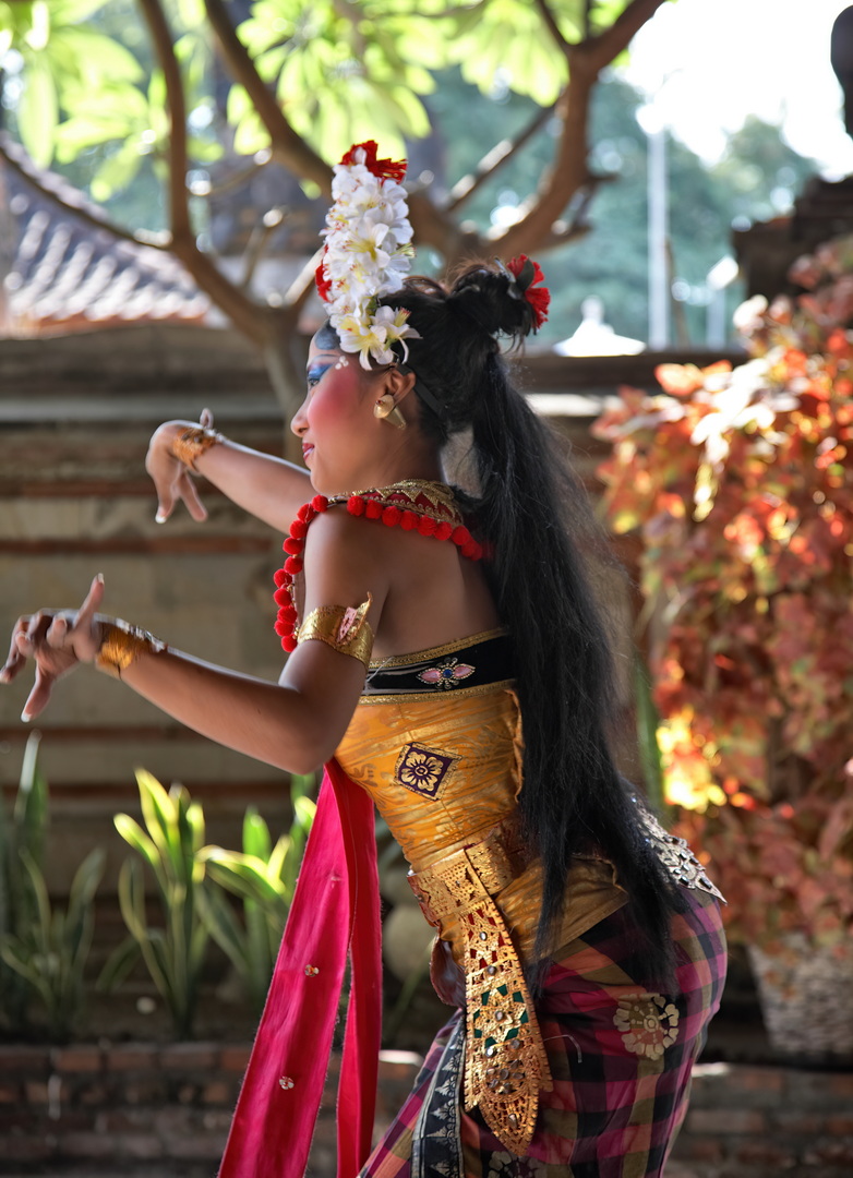 Legong Dance