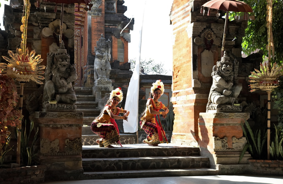 Legong Dance
