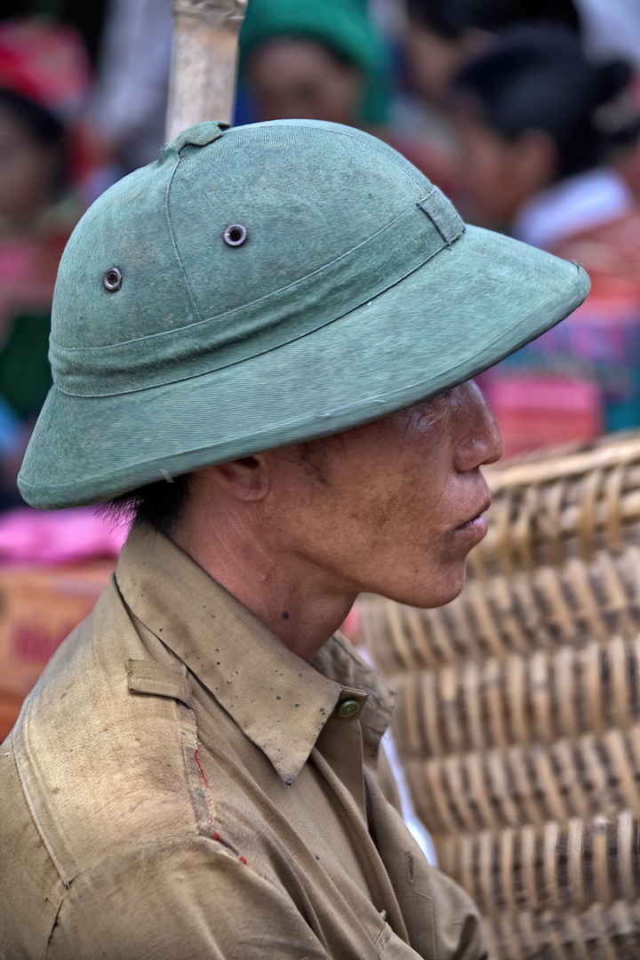 Cao Son Market
